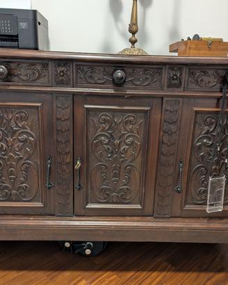 CREDENZA