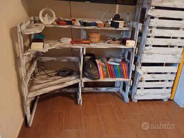 Scarpiera e mobile shabby