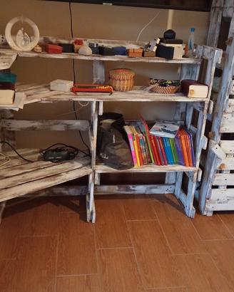 Scarpiera e mobile shabby