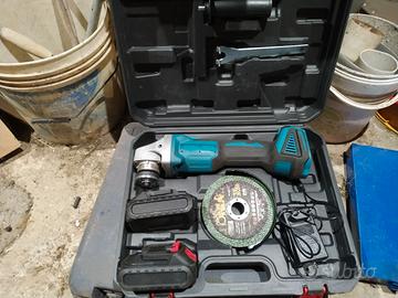 Smerigliatrice a batteria