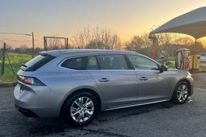 PEUGET 508 SW Blue HDI