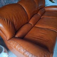 Divano vintage in pelle 3 posti più due poltrone s
