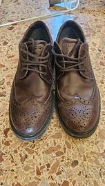 Scarpe derby coda di rondine eleganti