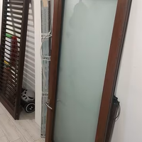 Infisso bagno vetro satinato