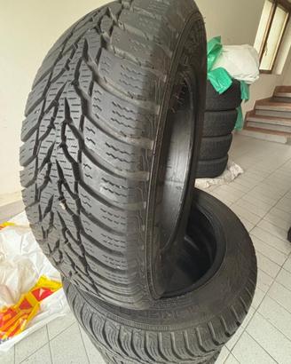 4 Gomme Aygo 2020 invernali misura 165/60 15