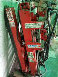 Muletto a cardano sul motore