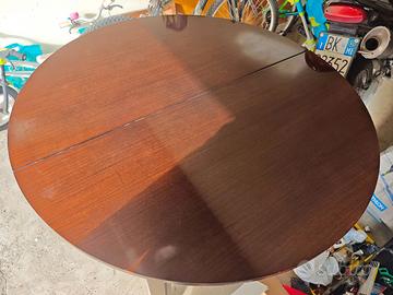 Tavolo rotondo allungabile in legno