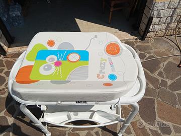 fasciatoio con bagnetto  per bimbi