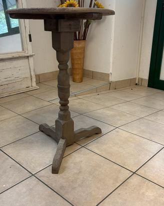 tavolino in legno rustico