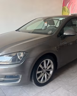 Volkswagen Golf 1.6 TDI 110 CV 5p. Highline BlueMo