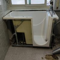 Vasca da bagno con sportello - ideale per diabili