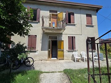 Calcroci: Casa singola su 2 livelli di 120 mq con