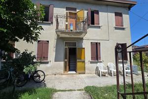 Calcroci: Casa singola su 2 livelli di 120 mq con