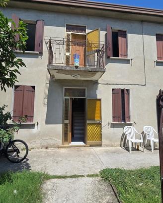 Calcroci: Casa singola su 2 livelli di 120 mq con