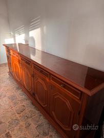 Mobile e Tavolo/ Sedie cucina/salotto