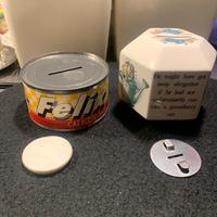 Salvadanai 1980: Wedgwood e Felix cat (singoli)