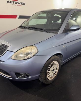 Lancia Ypsilon 1.2 Argento