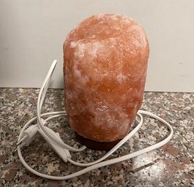 Lampada di sale rosa dell'Himalaya
