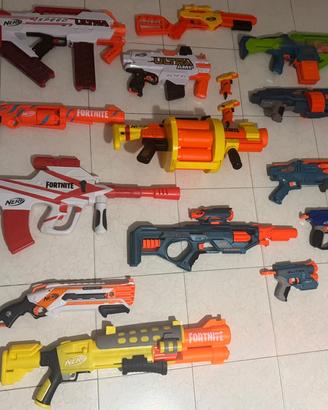 lotto giocattoli collezione nerf