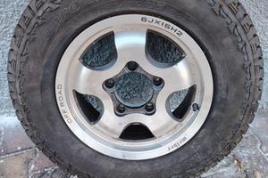 SUZUKI VITARA CERCHI IN LEGA CON PNEUMATICI