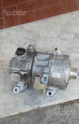 Compressore climatizzatore rav 4