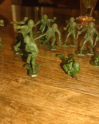 Lotto 11 soldatini US Army 1:32 vintage plastica