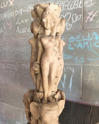 antica scultura femminile d.epoca
