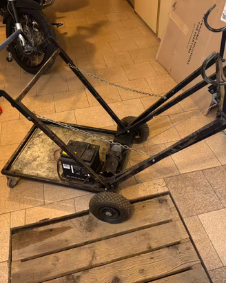 Carrello alza kart elettrico