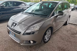 Peugeot 5008 2.0 HDi 150CV Active