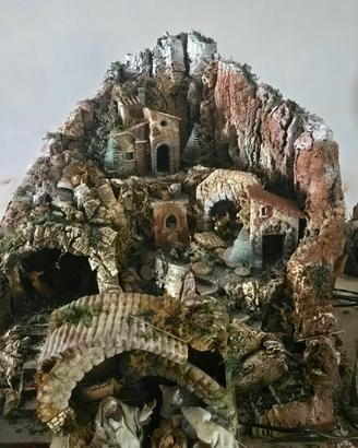Presepe artigianale con pastori meccanici 
