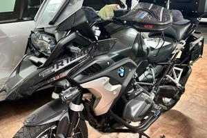 BMW R1250GS Triple Black