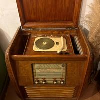 Radio con giradischi anni 50