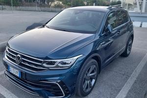 Tiguan 1.5 R-line 150cv
