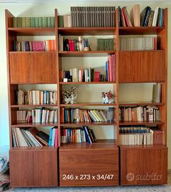 Parete attrezzata artigianale