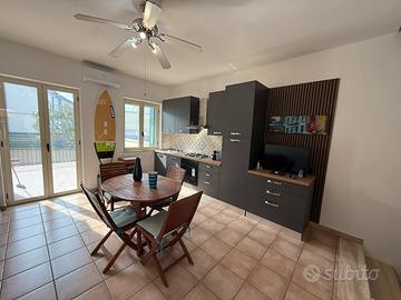 Viola per mesi estivi