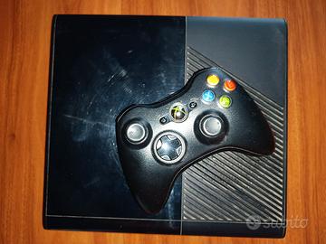 Xbox 360 E + Joystick + 7 Giochi