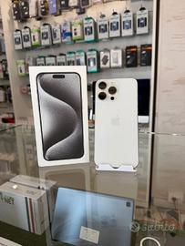 IPHONE 15 PRO MAX 256GB USATO Garanzia: 1 anno