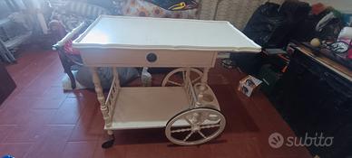 carrello porta vivande 