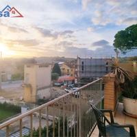 Ostra: Ultimo Piano, Vista Panoramica, Box Auto