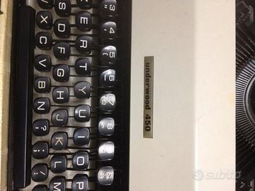 Macchina da scrivere Olivetti Underwood 450