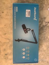 Microfono dinamico su supporto con braccio