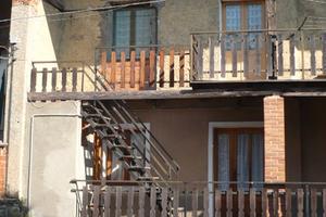 Casa indipendente terra-tetto