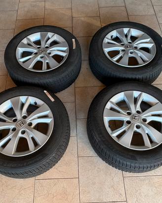 Cerchi completi  Honda