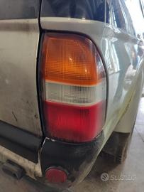 Fanale posteriore destro MITSUBISHI L200 del 2000