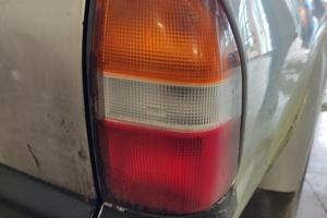 Fanale posteriore destro MITSUBISHI L200 del 2000