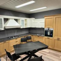 Cucina Mobilegno con anta in massello