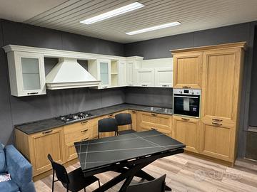 Cucina Mobilegno con anta in massello