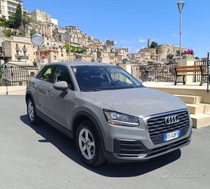 Audi Q2 30 TDI Business