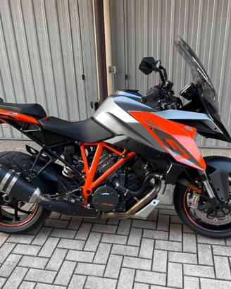 KTM 1290 SUPERDUKE GT