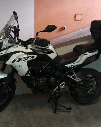 Benelli TRK 502x 